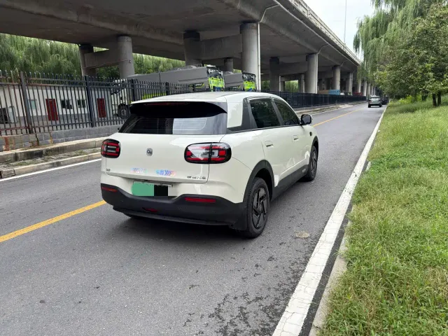Chery QQ3 EV — Фото автомобиля 6