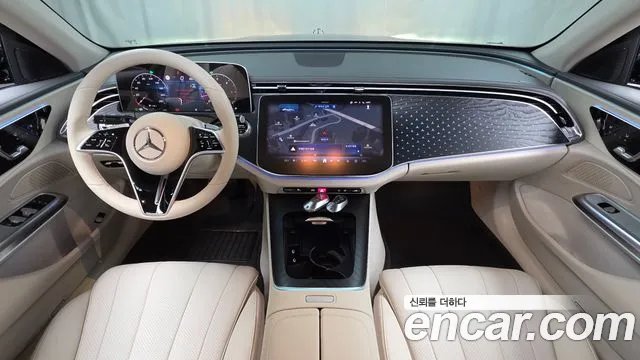Mercedes-Benz E-Class — Фото автомобиля 7
