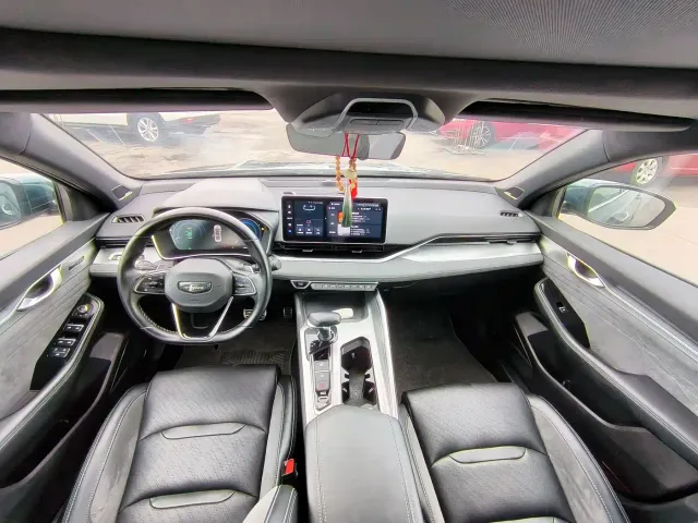 Geely Xingrui — Фото автомобиля 10