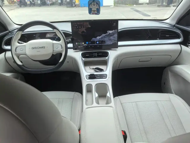 Geely Starry Wish — Фото автомобиля 8