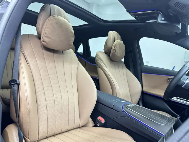 Mercedes-Benz E-Class — Фото автомобиля 16