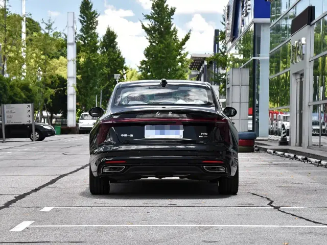 Hongqi H5 — Фото автомобиля 5