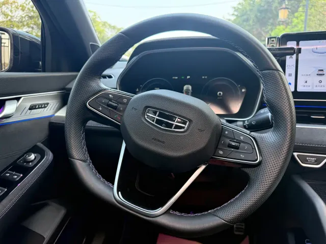 Geely Xingrui — Фото автомобиля 17