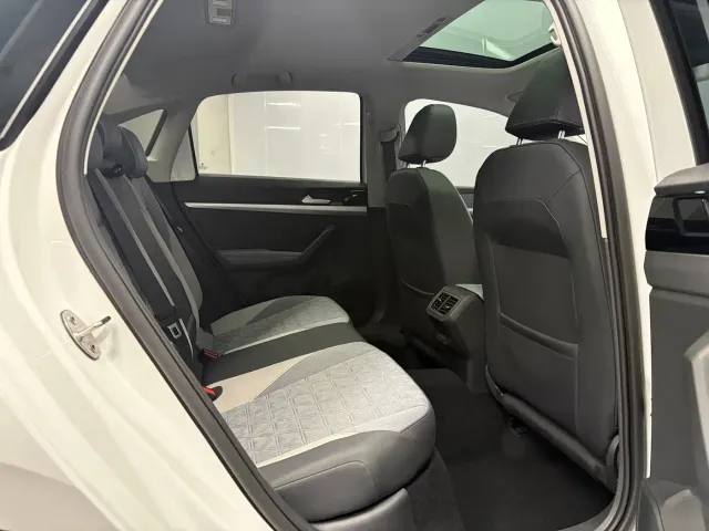 Volkswagen Lavida — Фото автомобиля 13