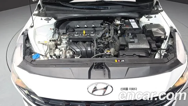 Hyundai AVANTE Avante (CN7) — Фото автомобиля 6