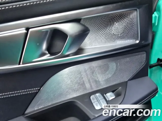 BMW 8-Series — Фото автомобиля 12