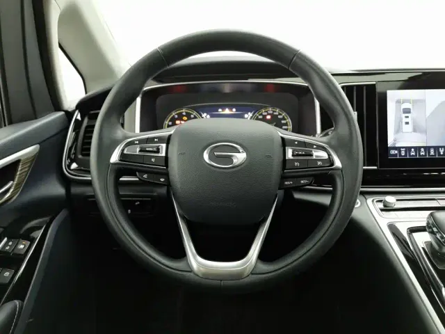 GAC Trumpchi M8 — Фото автомобиля 11