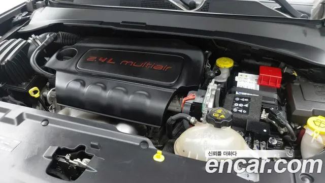 Jeep Compass 2nd Gen — Фото автомобиля 10