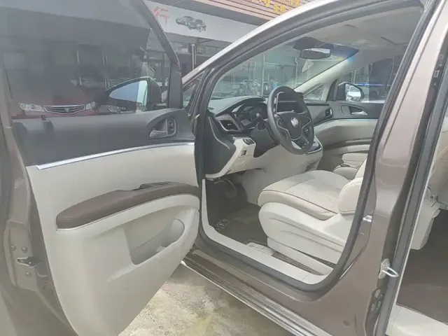 Buick Buick GL8 2023 Model Land Business Class Smart — Фото автомобиля 15
