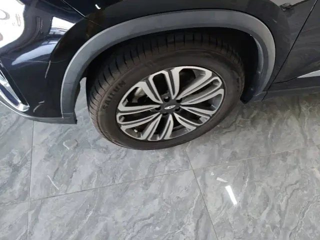 Chery Tiggo 8 — Фото автомобиля 22
