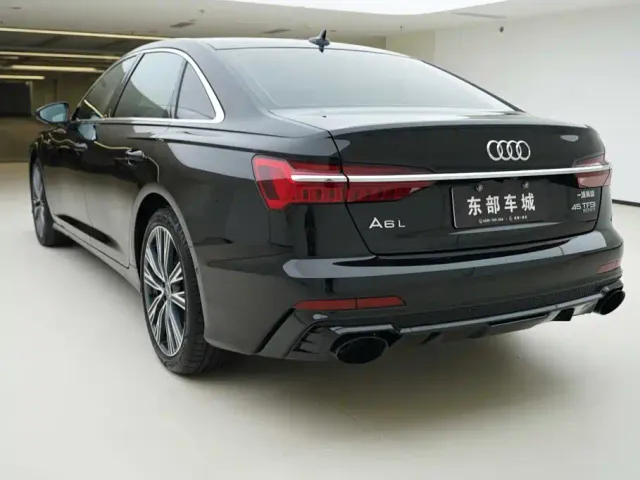 Audi A6L — Фото автомобиля 4