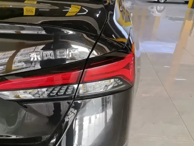 Nissan Teana — Фото автомобиля 7