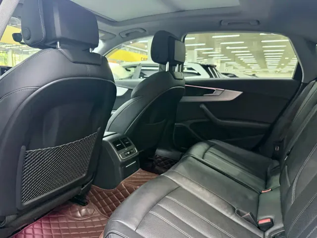 Audi A4L — Фото автомобиля 11