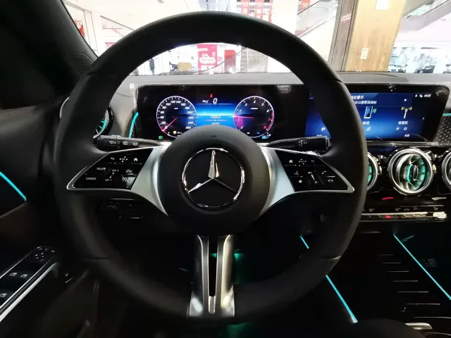 Mercedes-Benz GLB-Class — Фото автомобиля 6
