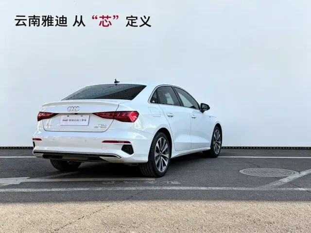 Audi A3 — Фото автомобиля 4