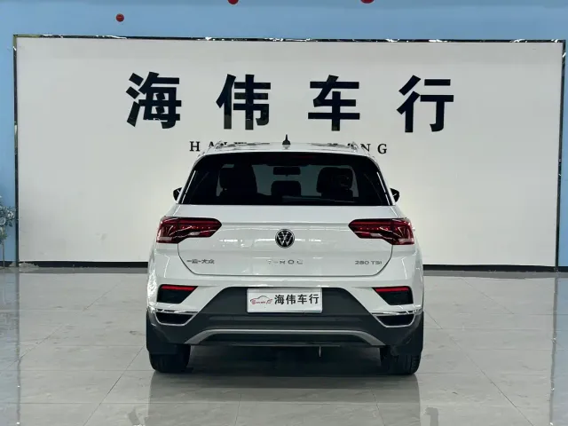Volkswagen T-Roc — Фото автомобиля 9