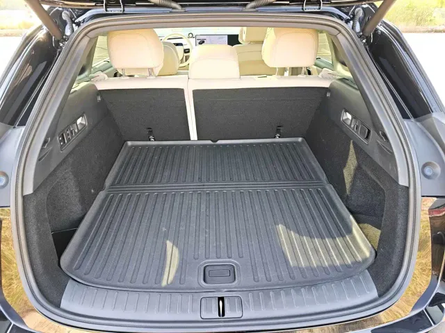 Li Auto i6 — Фото автомобиля 11