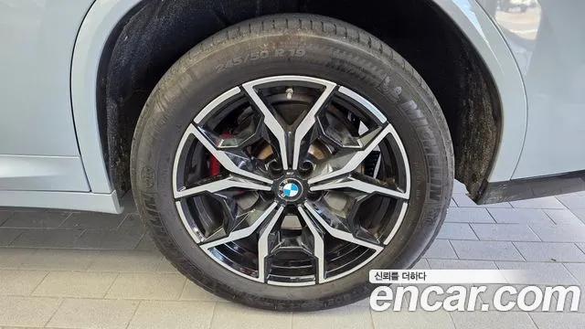 BMW X4 xDrive20i M Sport Pro — Фото автомобиля 4
