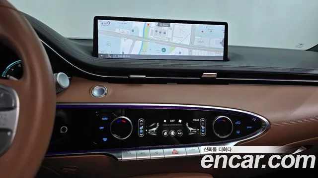 Genesis GV70 — Фото автомобиля 18