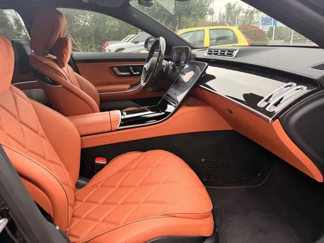 Mercedes-Benz Maybach S-Class — Фото автомобиля 11