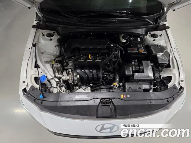 Hyundai AVANTE Новый Avante (CN7) — Фото автомобиля 9