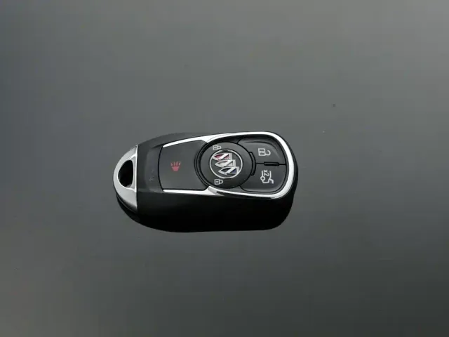 Buick Regal — Фото автомобиля 19