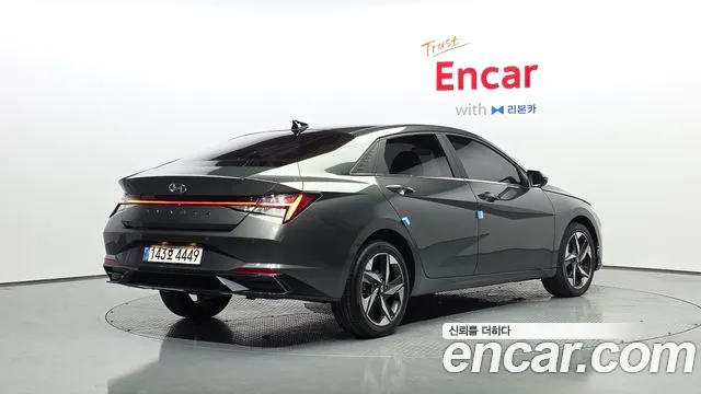 Фотография автомобиля — Hyundai Avante CN7