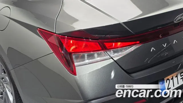Hyundai Avante CN7 — Фото автомобиля 8