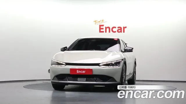 Kia EV6 — Фото автомобиля 3