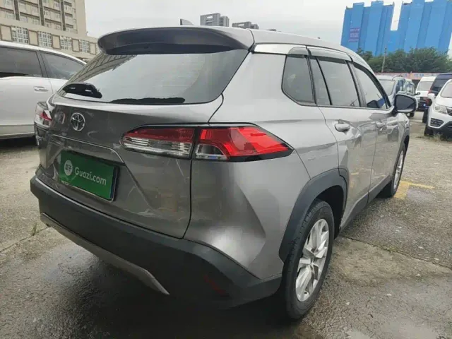 Toyota Corolla Cross — Фото автомобиля 6