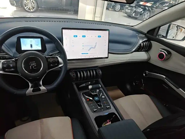 BYD Yuan PLUS — Фото автомобиля 12