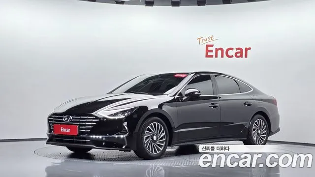 Hyundai Sonata — Фото автомобиля 8