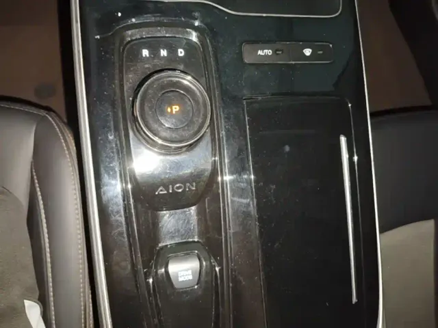 GAC Aion S Plus — Фото автомобиля 13