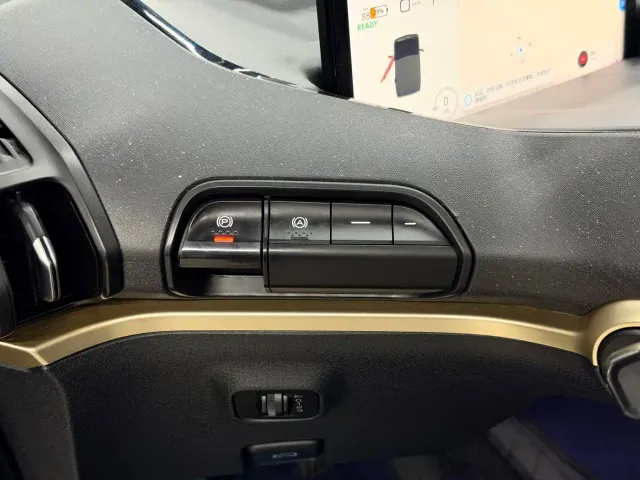 Baojun KiWi EV — Фото автомобиля 24