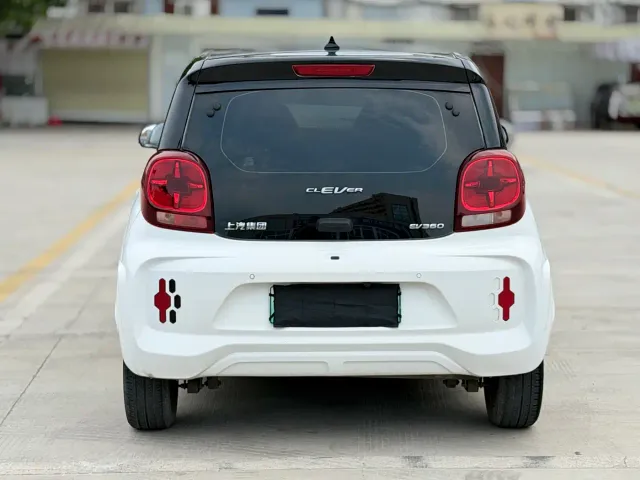 Roewe Clever — Фото автомобиля 6