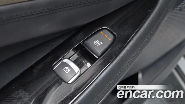 Kia K8 K8 Hybrid — Фото автомобиля 19