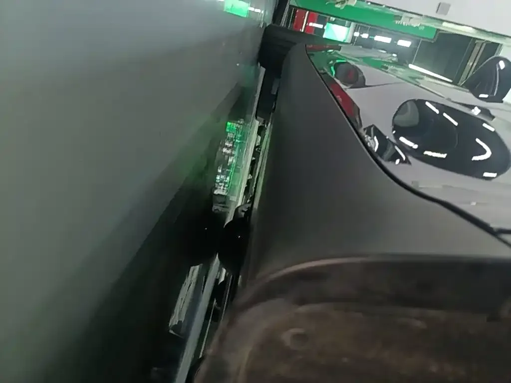 Tesla Model Y 2024 Rear-Wheel Drive Version — Фото автомобиля 21
