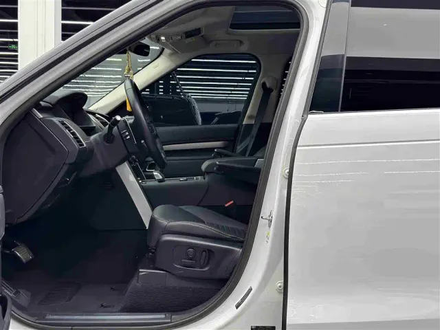 Land Rover Discovery — Фото автомобиля 6