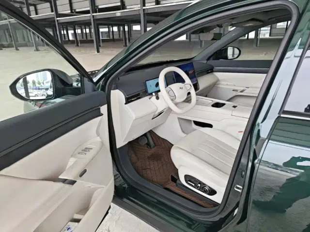 Dongfeng eπ 008 — Фото автомобиля 15