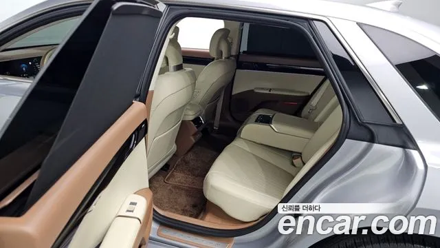 Hyundai Grandeur — Фото автомобиля 16