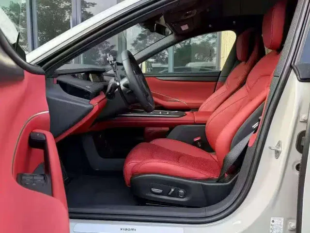 Xiaomi SU7 — Фото автомобиля 4