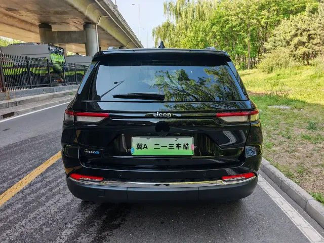 Jeep Grand Cherokee 4xe — Фото автомобиля 18