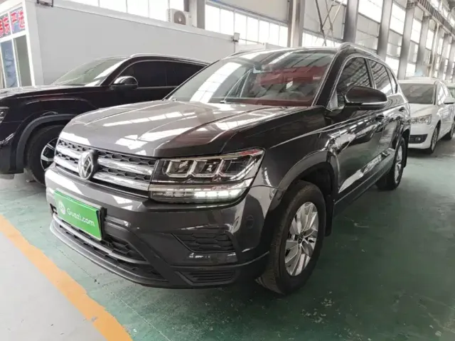 Фотография автомобиля — Volkswagen Tharu