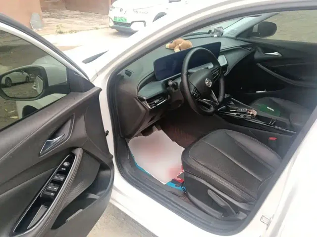 Buick Verano — Фото автомобиля 12