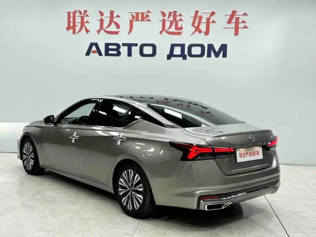 Nissan Teana — Фото автомобиля 4