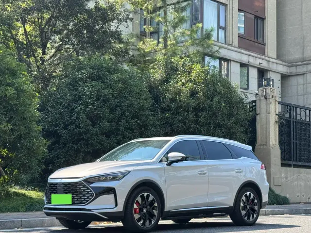 Фотография автомобиля — BYD Tang
