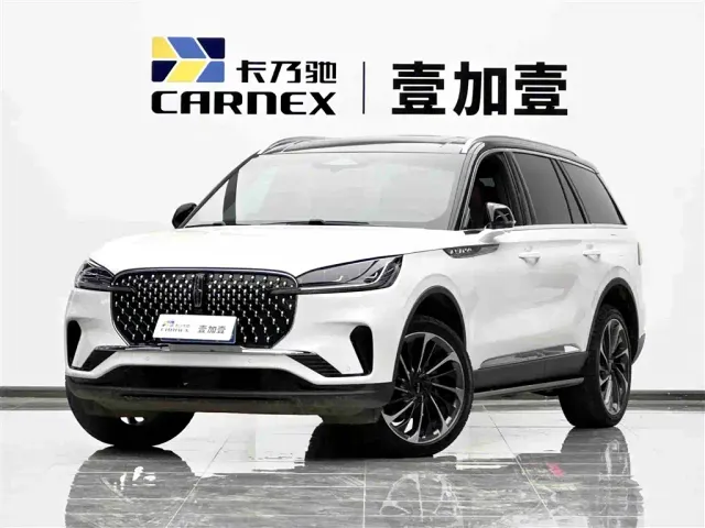 Фотография автомобиля — Lincoln Aviator