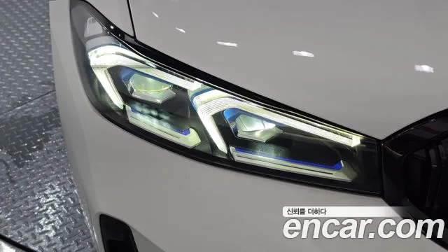 BMW 3-Series 3 серия (G20) 320i M Sport — Фото автомобиля 19