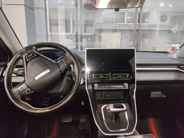Haval M6 — Фото автомобиля 6