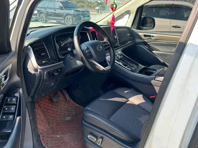 GAC Trumpchi M8 — Фото автомобиля 3
